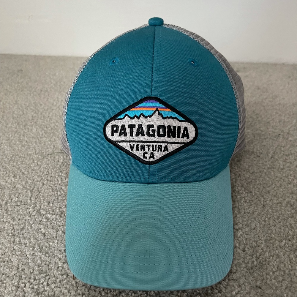Patagonia low pro trucker hat